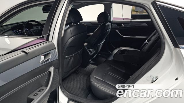 Hyundai Sonata Hybrid (LF) 2.0 HEV Premium 2015 — фото 12