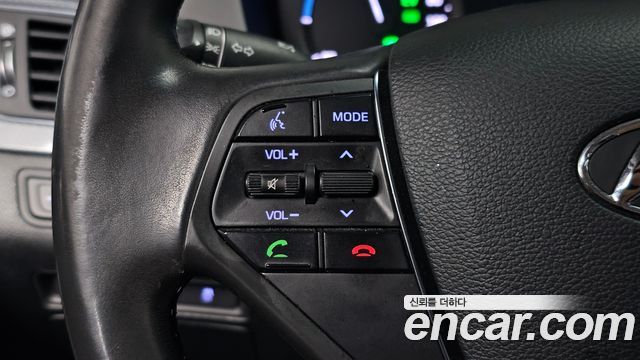 Hyundai Sonata Hybrid (LF) 2.0 HEV Premium 2015 — фото 14
