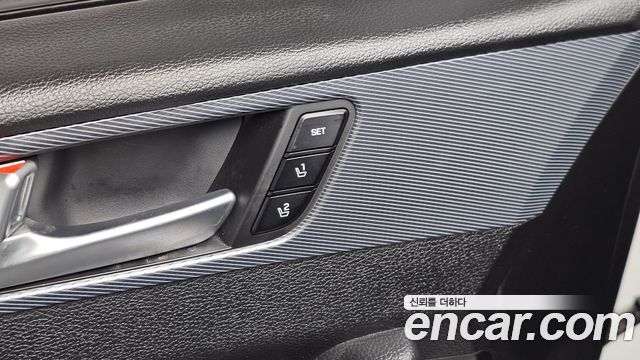 Hyundai Sonata Hybrid (LF) 2.0 HEV Premium 2015 — фото 28