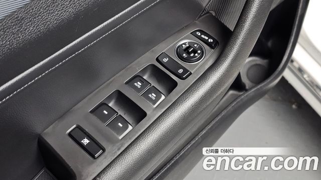 Hyundai Sonata Hybrid (LF) 2.0 HEV Premium 2015 — фото 29