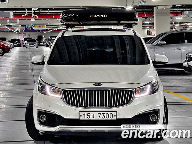 Kia Carnival 9-seater Noblesse 2015 — фото 15