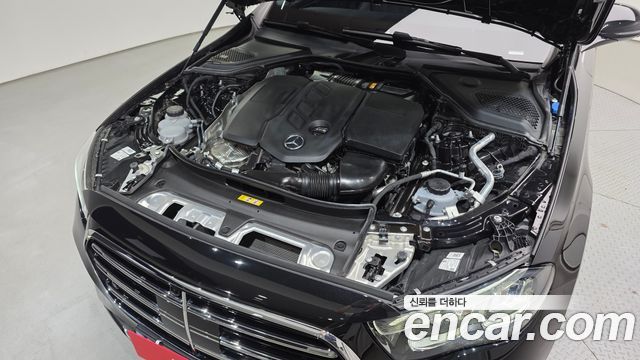 Mercedes-Benz E-Class (W214) E220d 4MATIC Exclusive 2024 — фото 6