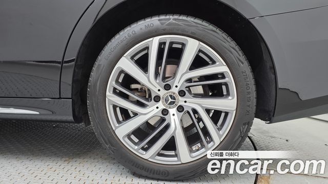 Mercedes-Benz E-Class (W214) E220d 4MATIC Exclusive 2024 — фото 21