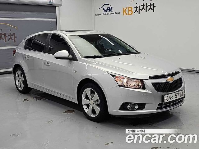 Chevrolet Cruze 5 1.8 LTZ+ 2012 — фото 4