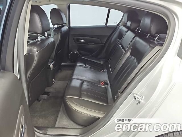 Chevrolet Cruze 5 1.8 LTZ+ 2012 — фото 16