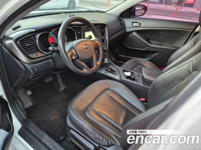 Kia K5 LPI Smart 2013 — фото 8