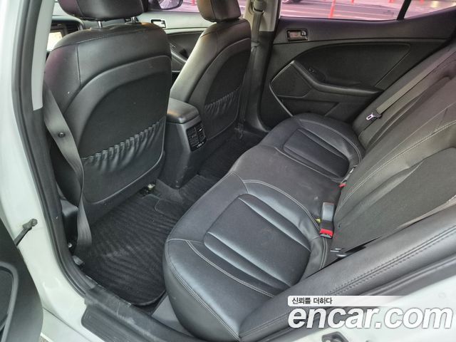 Kia K5 LPI Smart 2013 — фото 10