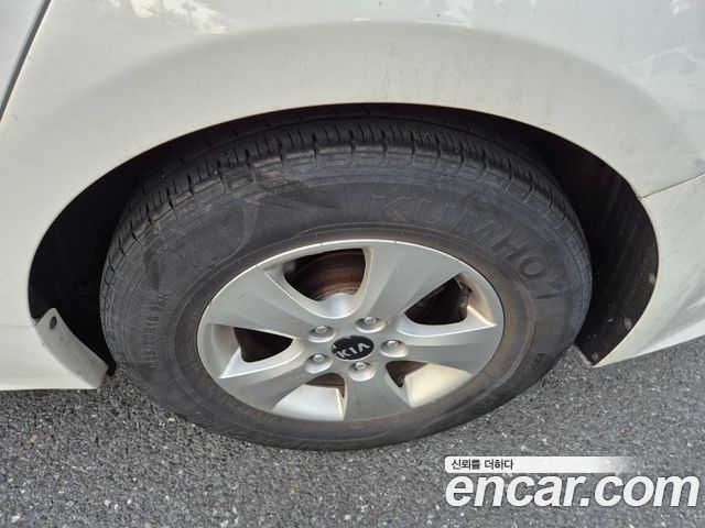 Kia K5 LPI Smart 2013 — фото 17