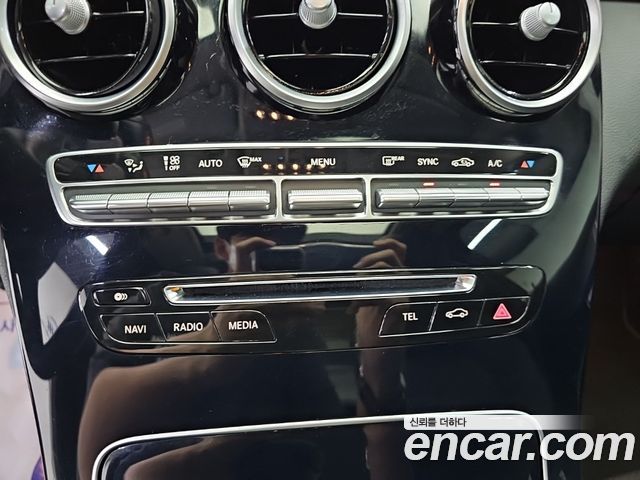 Mercedes-Benz C-Class (W205) C200 2017 — фото 10