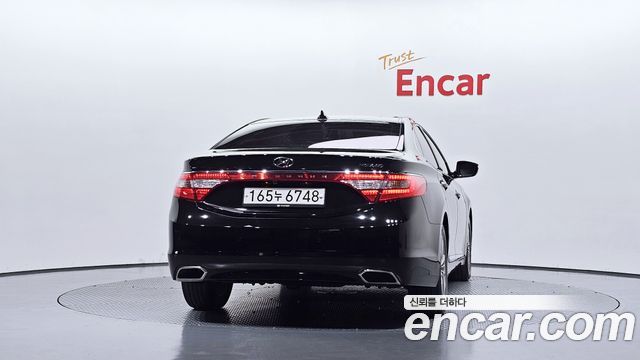 Hyundai Grandeur (HG) HG240 Modern Collection 2017 — фото 4