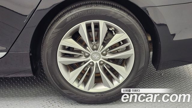 Hyundai Grandeur (HG) HG240 Modern Collection 2017 — фото 21