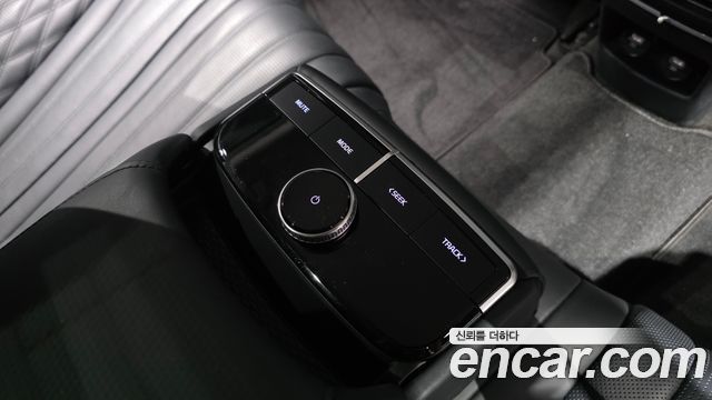 Kia K8 Hybrid Signature 2022 — фото 40