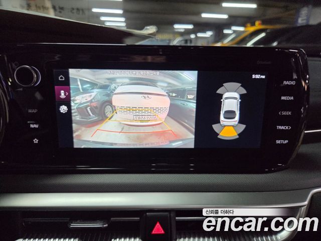 Kia K5 Hybrid (III) Prestige 2022 — фото 15