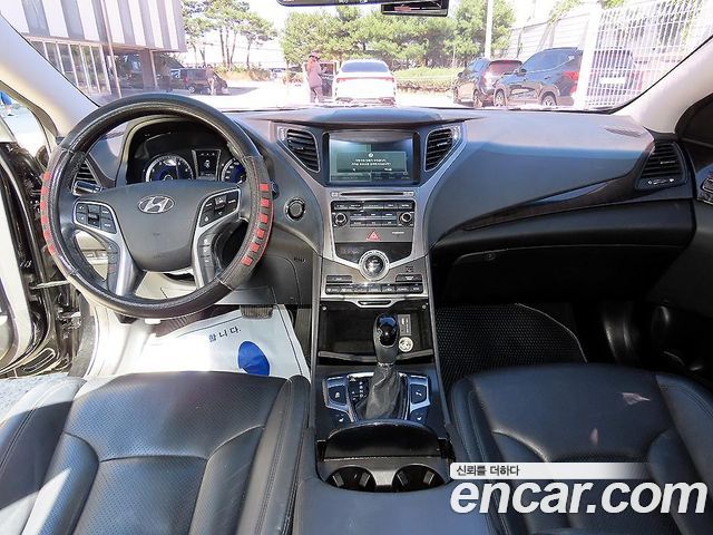 Hyundai Grandeur (HG) HG240 Modern 2015 — фото 7
