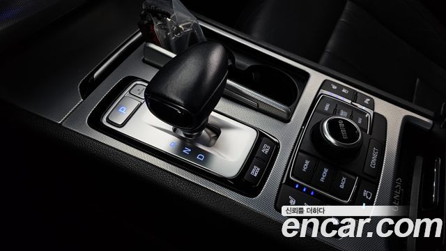 Genesis G80 3.3 GDI AWD Premium Luxury 2018 — фото 9