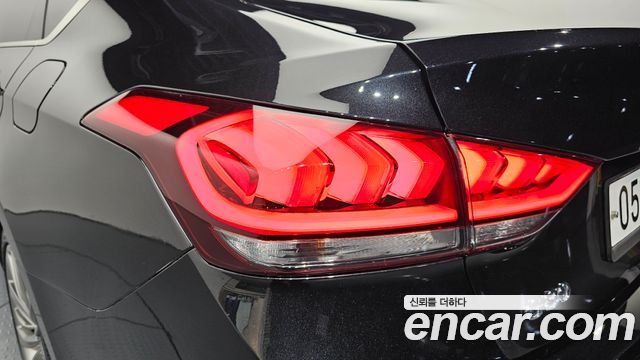 Genesis G80 3.3 GDI AWD Premium Luxury 2018 — фото 23