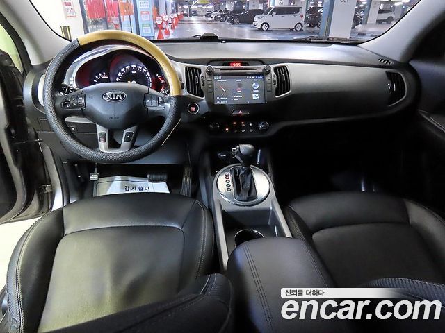 Kia Sportage R Diesel 2WD Trendy 2015 — фото 10