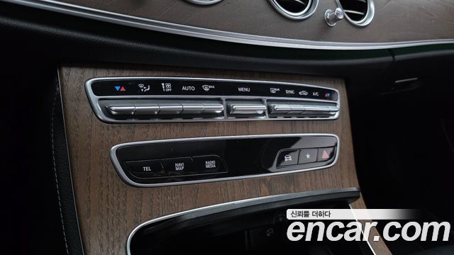 Mercedes-Benz E-Class (W213) E250 Exclusive 2022 — фото 18