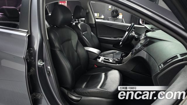 Hyundai Sonata The Brilliant LPI Premium 2013 — фото 11