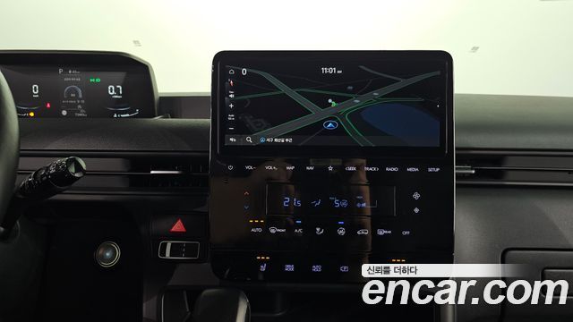 Hyundai Staria Cargo 5-Seater Modern 2024 — фото 18