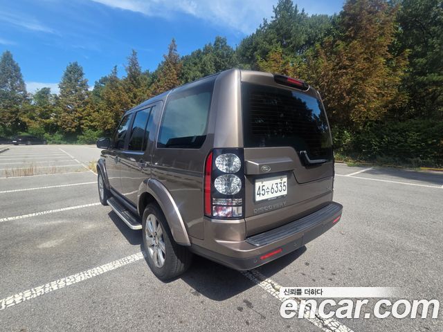 Land Rover Discovery 4 3.0 SDV6 SE 2015 — фото 3