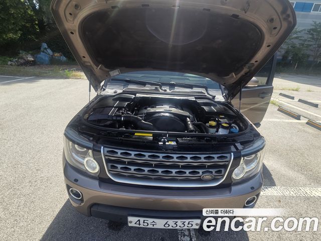 Land Rover Discovery 4 3.0 SDV6 SE 2015 — фото 16