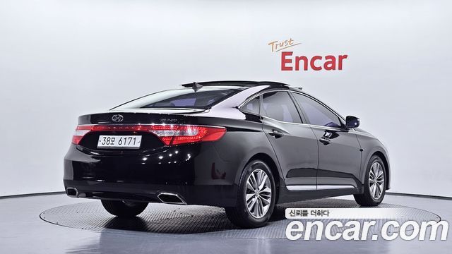 Hyundai Grandeur (HG) HG240 Modern 2015 — фото 2