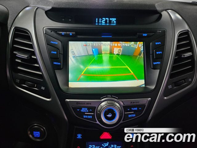 Hyundai Avante 1.6 GDi Modern Standard 2015 — фото 18