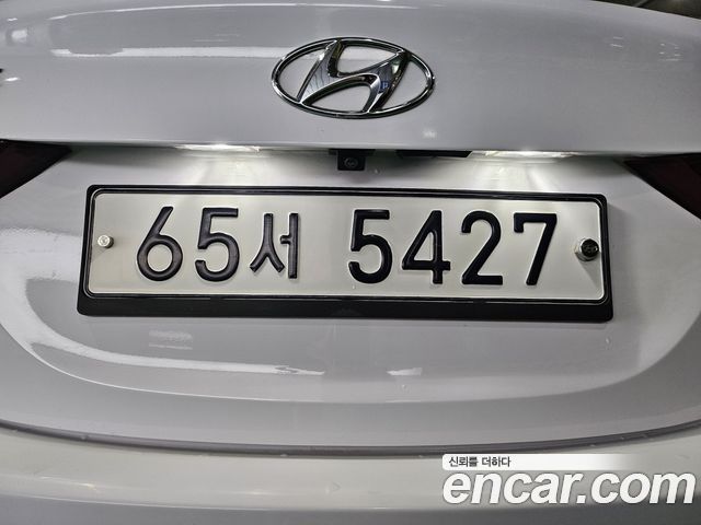 Hyundai Avante 1.6 GDi Modern Standard 2015 — фото 23