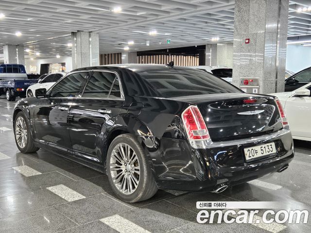 Chrysler 300C 3.0 Diesel 2014 — фото 2
