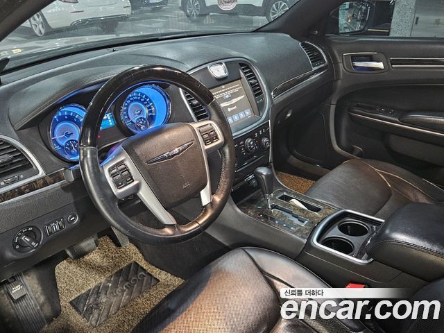 Chrysler 300C 3.0 Diesel 2014 — фото 10