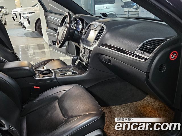 Chrysler 300C 3.0 Diesel 2014 — фото 16