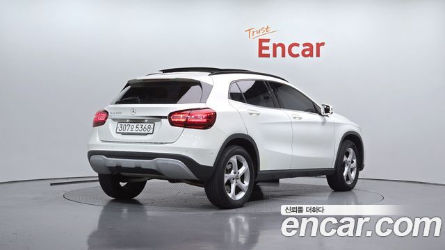 Mercedes-Benz GLA-Class (X156) GLA220 2018 — фото 2