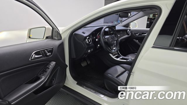 Mercedes-Benz GLA-Class (X156) GLA220 2018 — фото 10