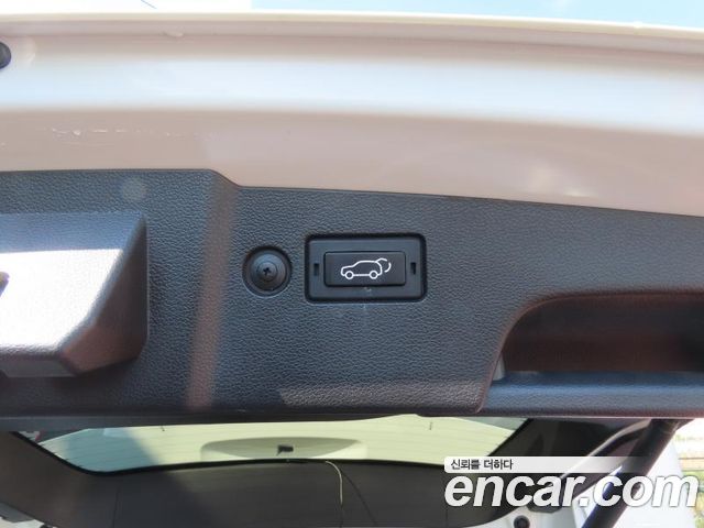 KG Mobility (SsangYong) Torres Gasoline 1.5 2WD T7 2023 — фото 23