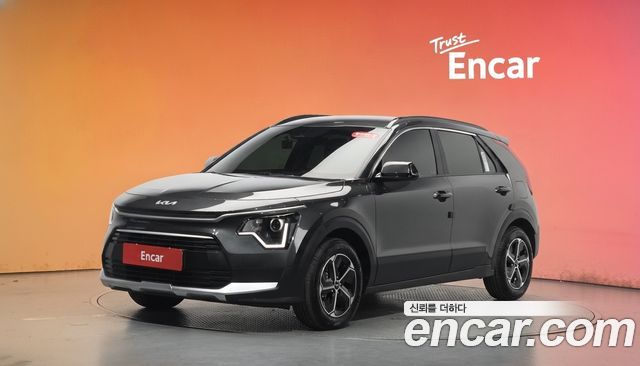 Kia Niro Prestige 2026 — фото 1