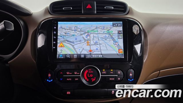 Kia Soul 1.6 Diesel Noblesse 2015 — фото 13