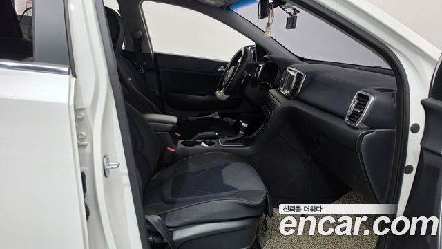 Kia Sportage (IV) Diesel 1.7 2wd Noblesse 2016 — фото 11