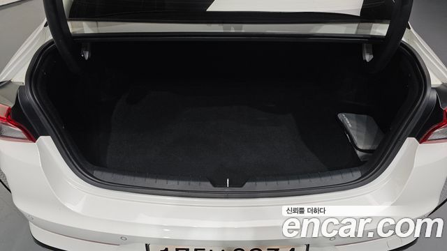 Kia K5 (III) 2.0 LPI(Renter car) Strandard 2023 — фото 20