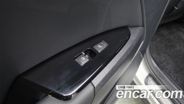 Kia Sportage (V) Diesel 2.0 2WD Signature 2022 — фото 20