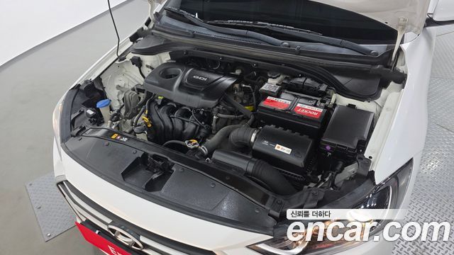 Hyundai Avante (AD) 1.6 GDI Value Plus 2017 — фото 6