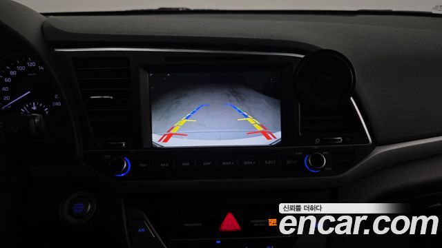 Hyundai Avante (AD) 1.6 GDI Value Plus 2017 — фото 15