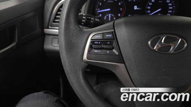 Hyundai Avante (AD) 1.6 GDI Value Plus 2017 — фото 17