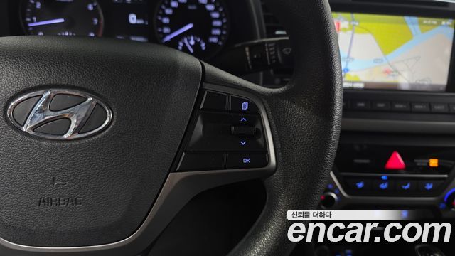 Hyundai Avante (AD) 1.6 GDI Value Plus 2017 — фото 18