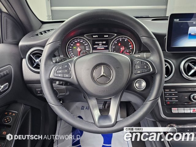 Mercedes-Benz A-Class (W176) A200 2018 — фото 17
