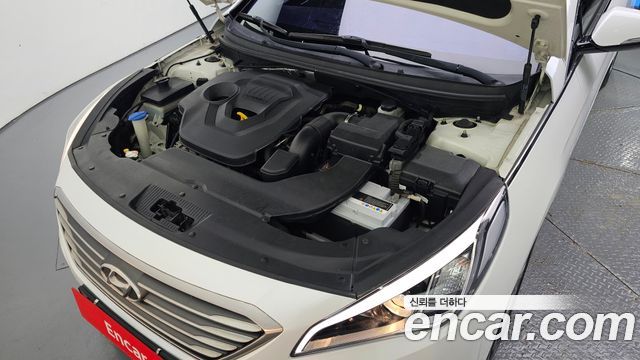 Hyundai Sonata (LF) 2.0 Smart 2015 — фото 6