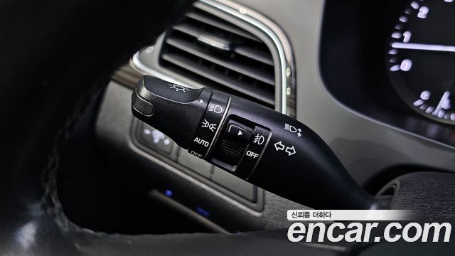 Hyundai Sonata (LF) 2.0 Smart 2015 — фото 15