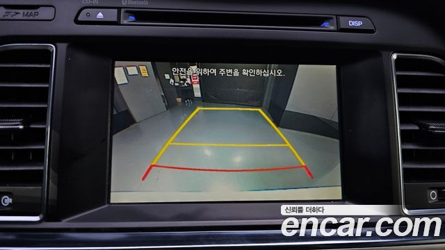 Hyundai Sonata (LF) 2.0 Smart 2015 — фото 17