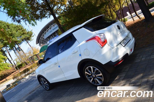 KG Mobility (SsangYong) Tivoli LX 2WD HI-DLX 2016 — фото 5