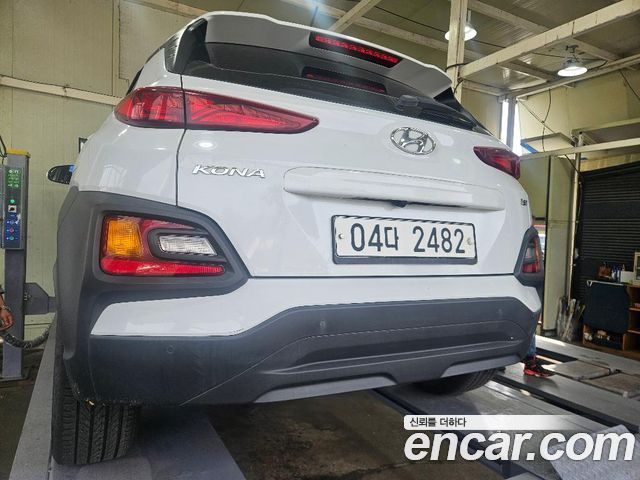 Hyundai Kona 1.6 Turbo 2WD Modern pop 2018 — фото 2